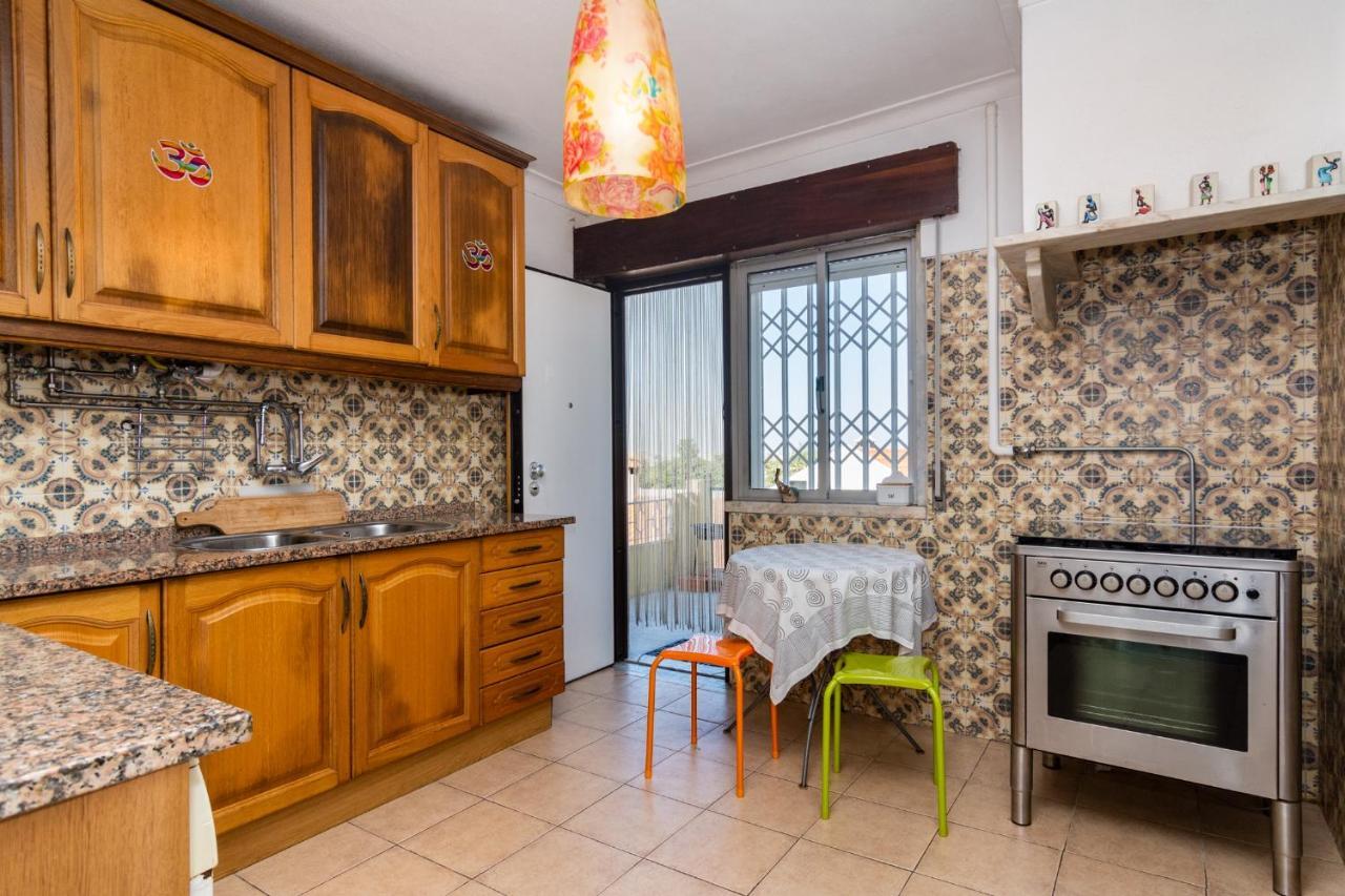 Lisbon South Bay Rooms Amora Exterior foto